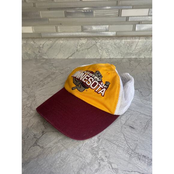 Minnesota Gophers Snapback Trucker Hat - Picture 1 of 8